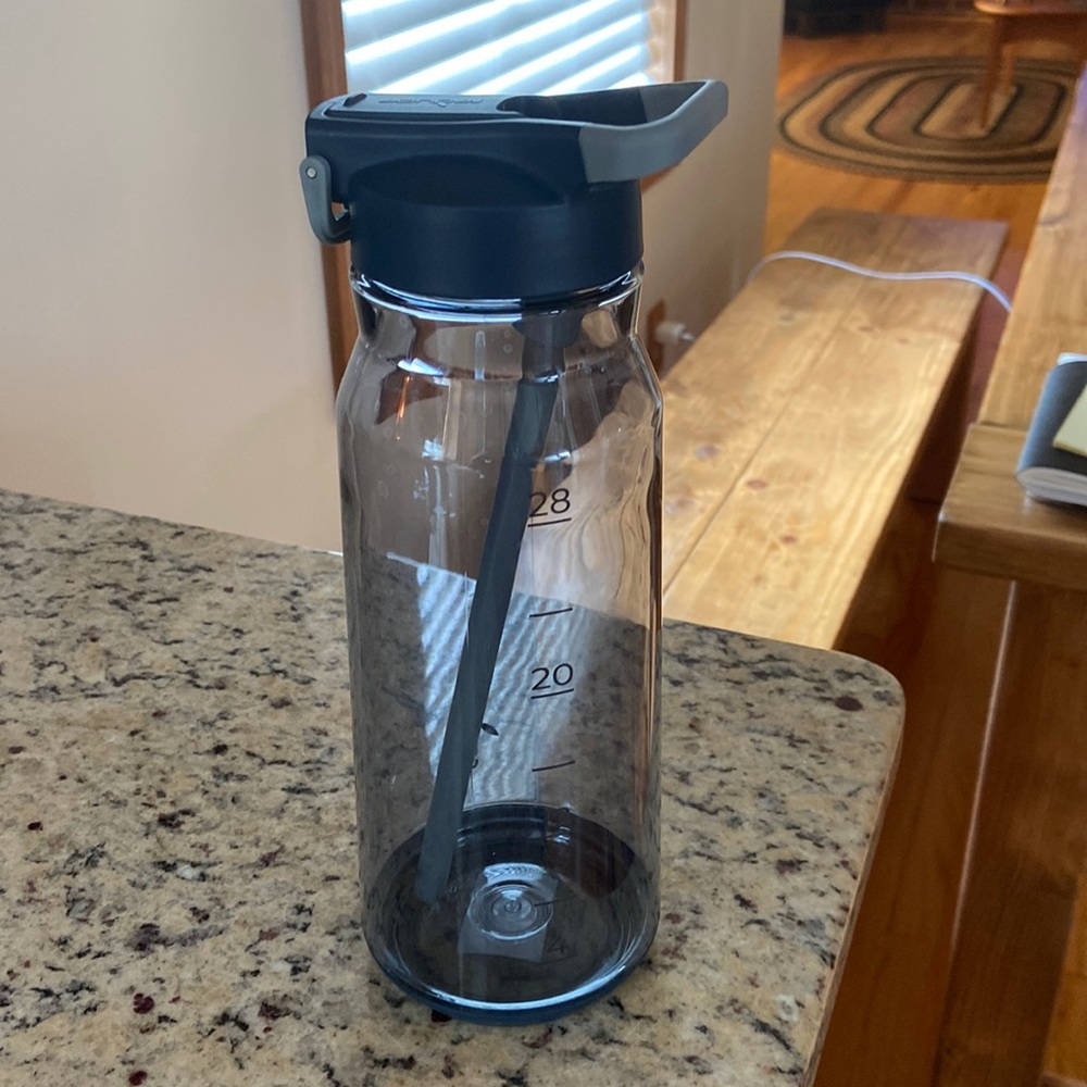 Brand new water bottle 36 oz with flip lid